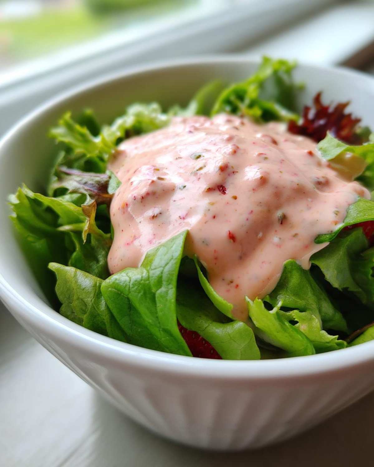 Creamy Strawberry Salad Dressing