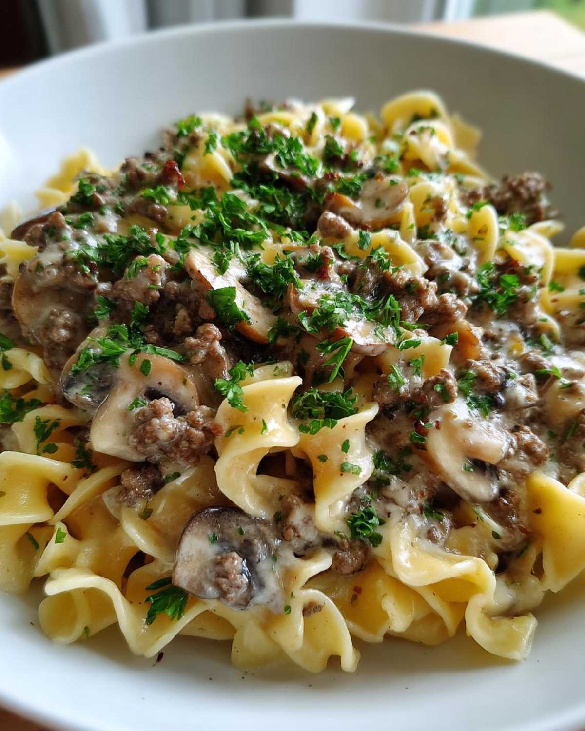 Ground beef stroganoff