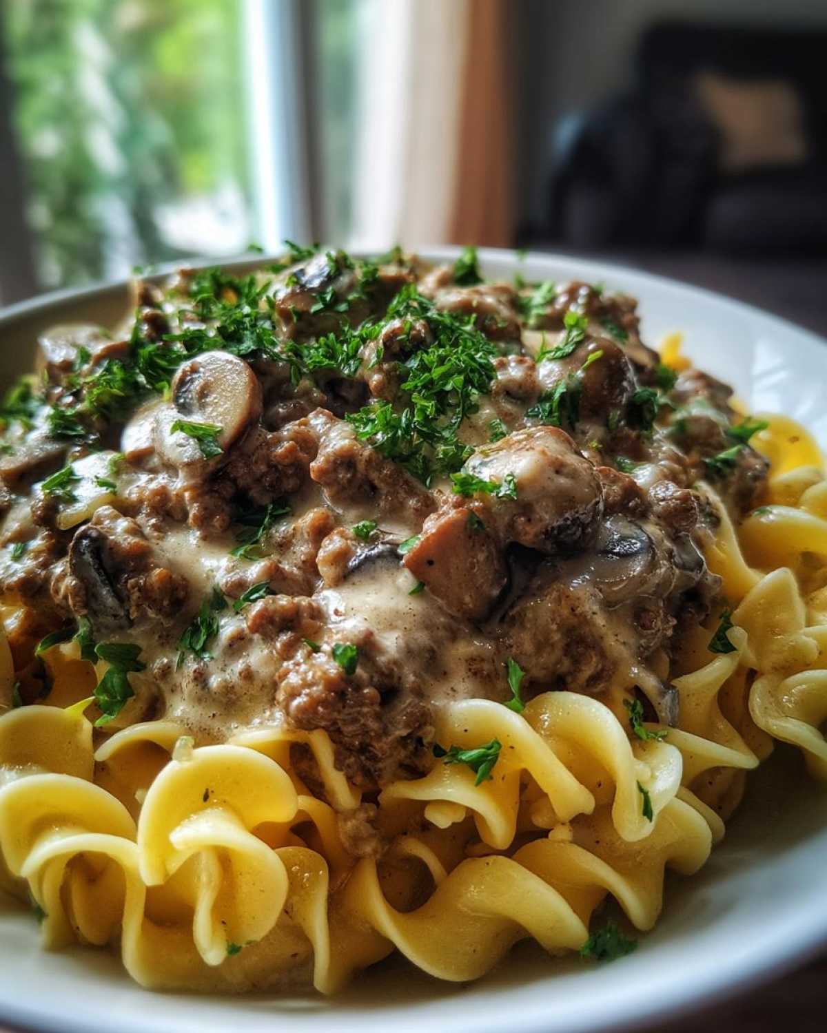 Ground beef stroganoff