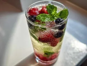 Iced Berry Green Tea