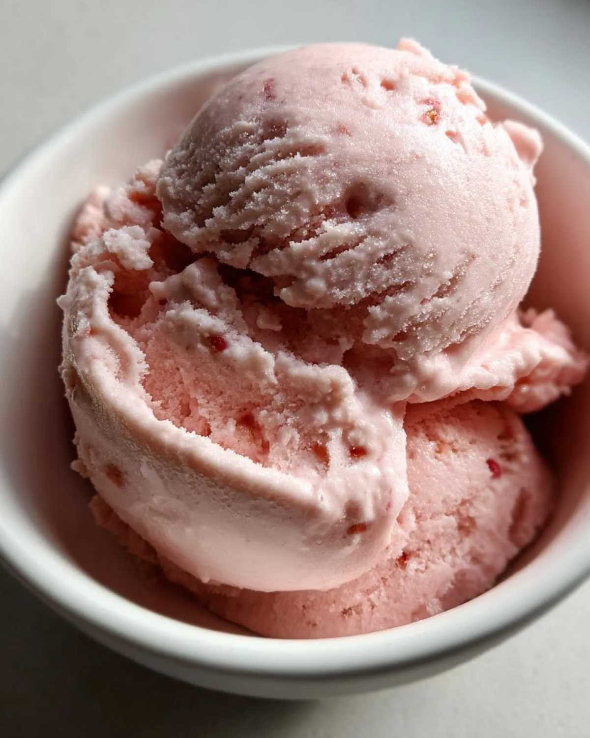 No-Churn Strawberry Ice Cream