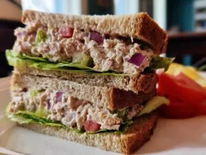 Tuna sandwich