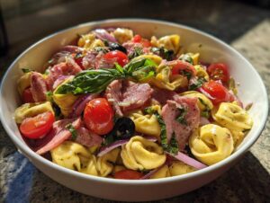 tortellini pasta salad - Featured