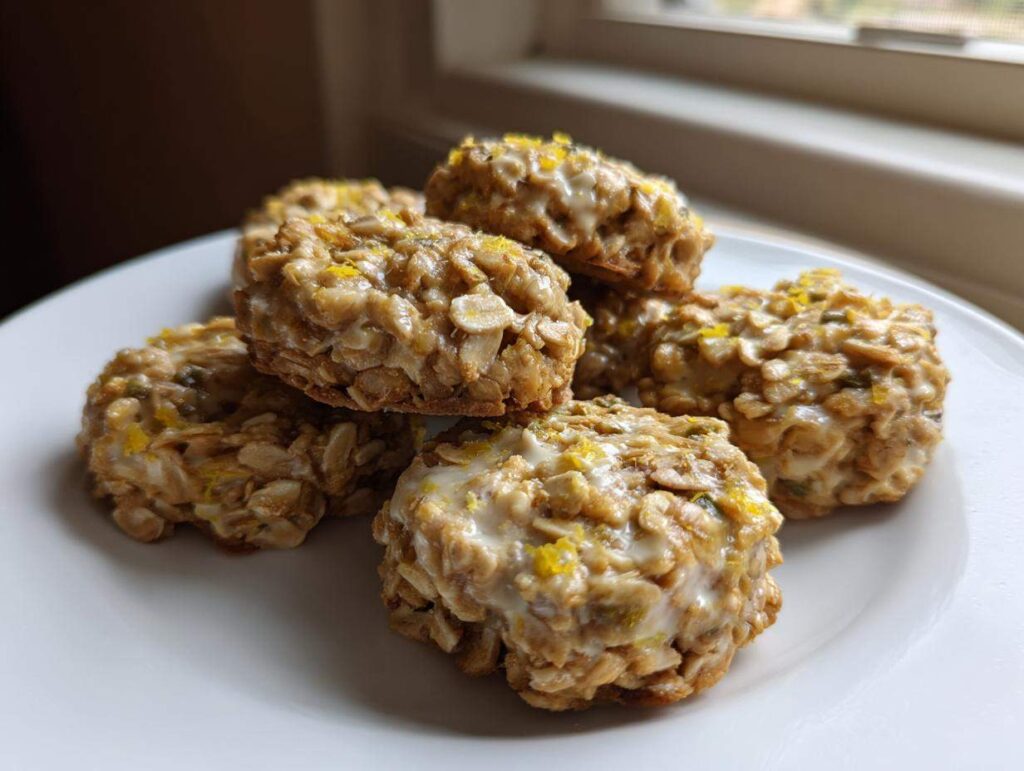 lemon oatmeal no-bake cookies - Featured